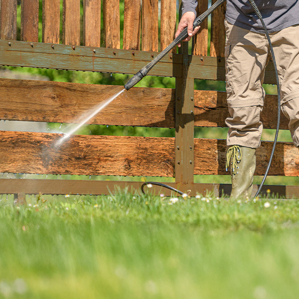 Benefits Hydrogen Peroxide Cleaner Outdoors