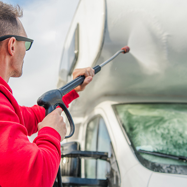 How to Wash a RV