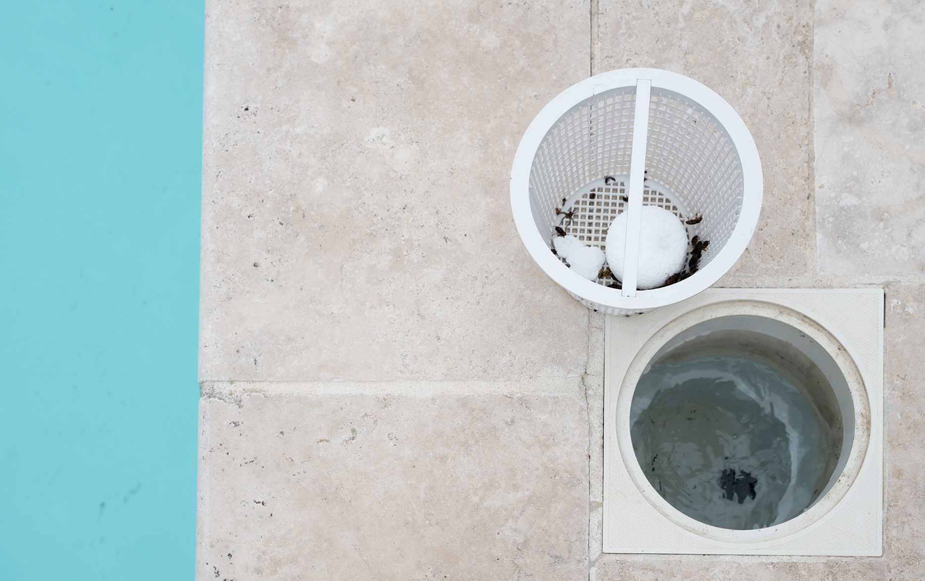 How to Clean a Pool Filter